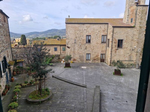 appartamento in vendita a Suvereto