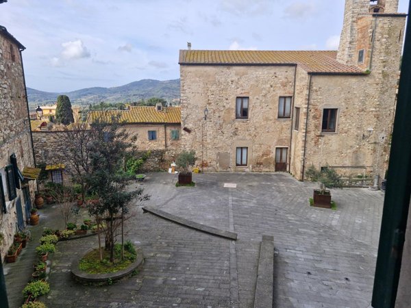 appartamento in vendita a Suvereto