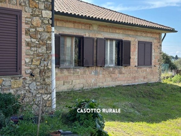 casa indipendente in vendita a Suvereto