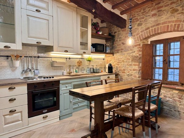 appartamento in vendita a Suvereto