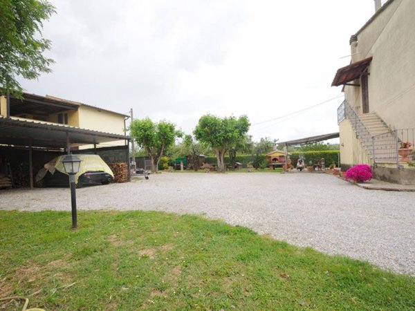 casa indipendente in vendita a Suvereto