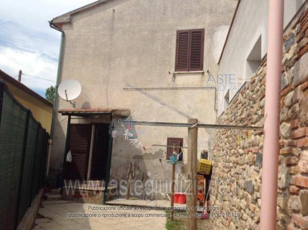 appartamento in vendita a Suvereto in zona Forni