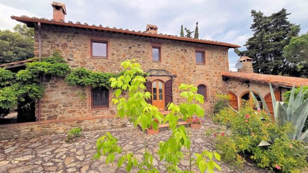 casa indipendente in vendita a Suvereto in zona Belvedere