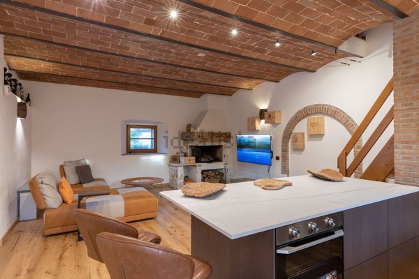casa indipendente in vendita a Suvereto in zona Casetta di Cornia