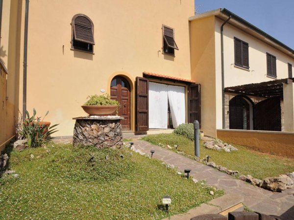 casa indipendente in vendita a Suvereto