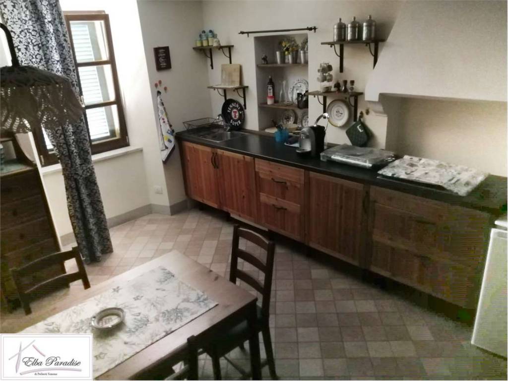 casa indipendente in vendita a Rio in zona Rio nell'Elba