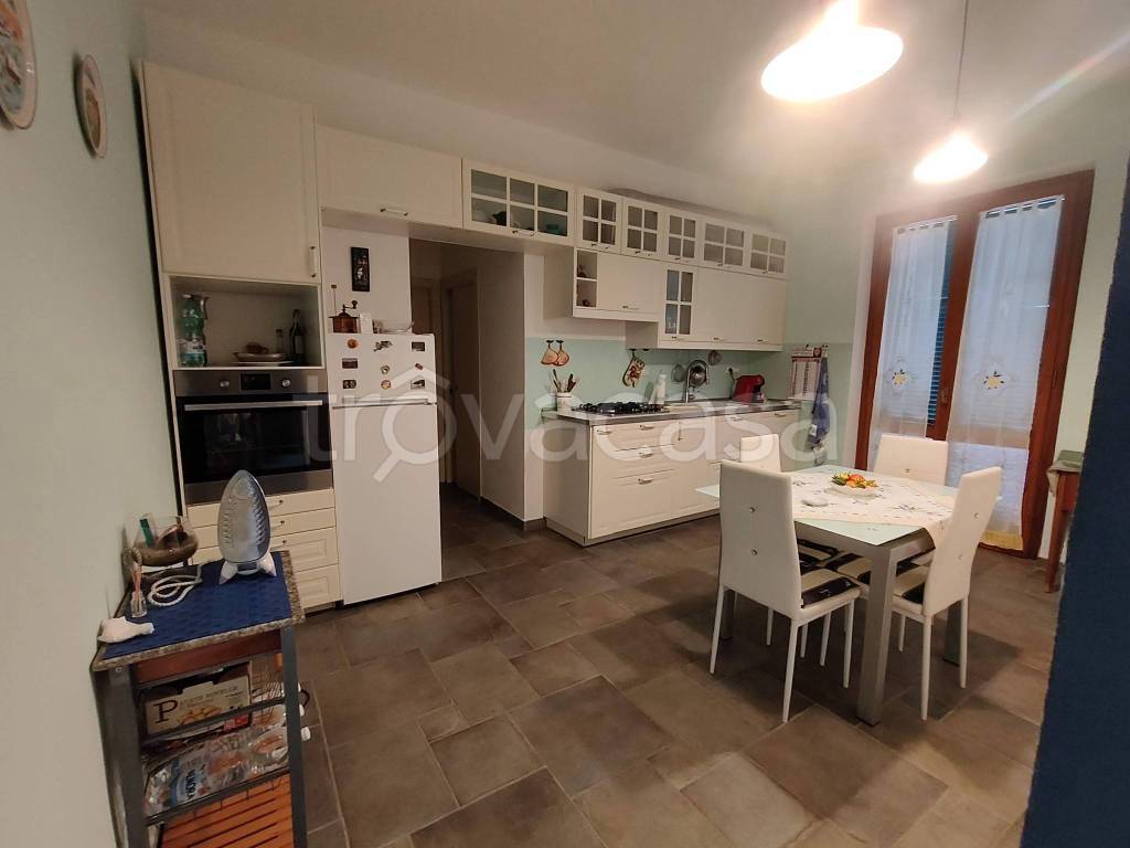 appartamento in vendita a Rio in zona Rio Marina