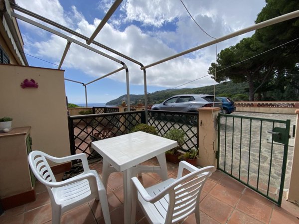 appartamento in vendita a Rio in zona Cavo