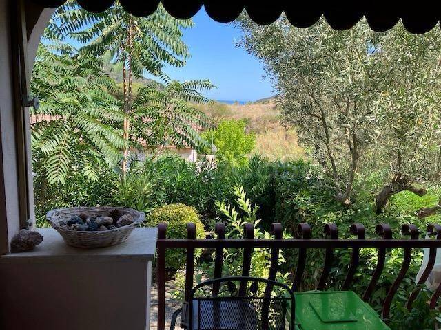 appartamento in vendita a Rio in zona Rio nell'Elba
