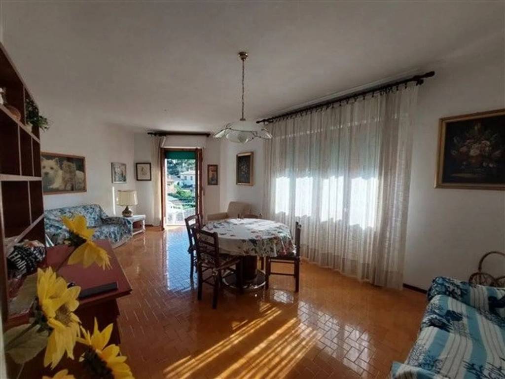 appartamento in vendita a Rio in zona Cavo