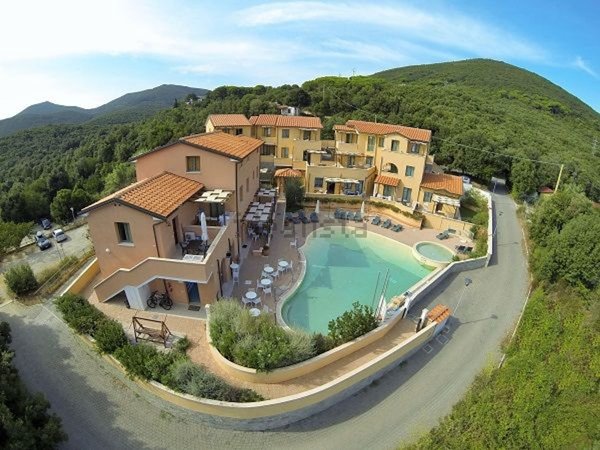 appartamento in vendita a Rio in zona Cavo