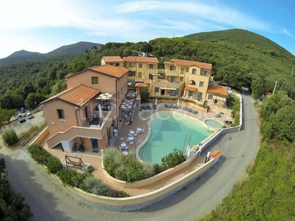 appartamento in vendita a Rio in zona Cavo