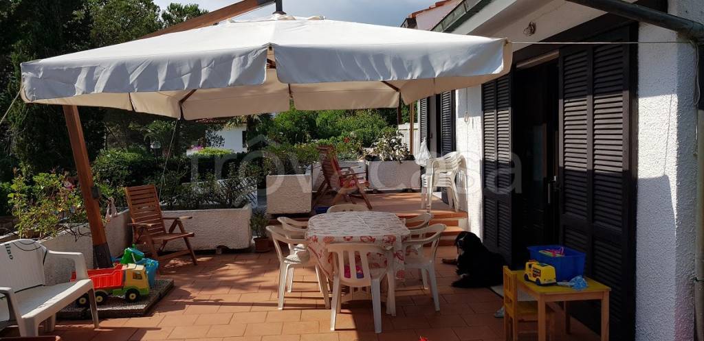 casa indipendente in vendita a Rio