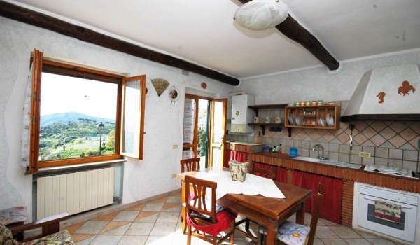 appartamento in vendita a Rio in zona Rio nell'Elba