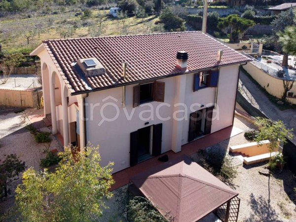 casa indipendente in vendita a Rio