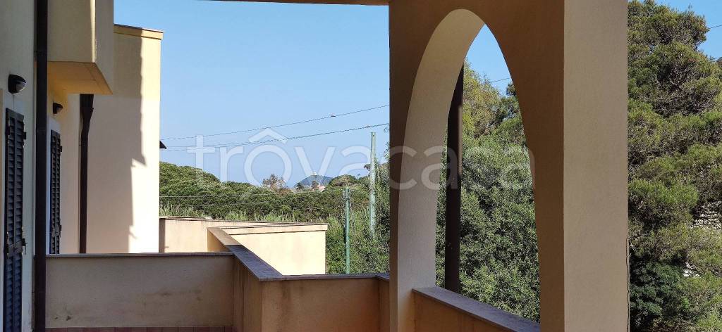 appartamento in vendita a Rio in zona Cavo