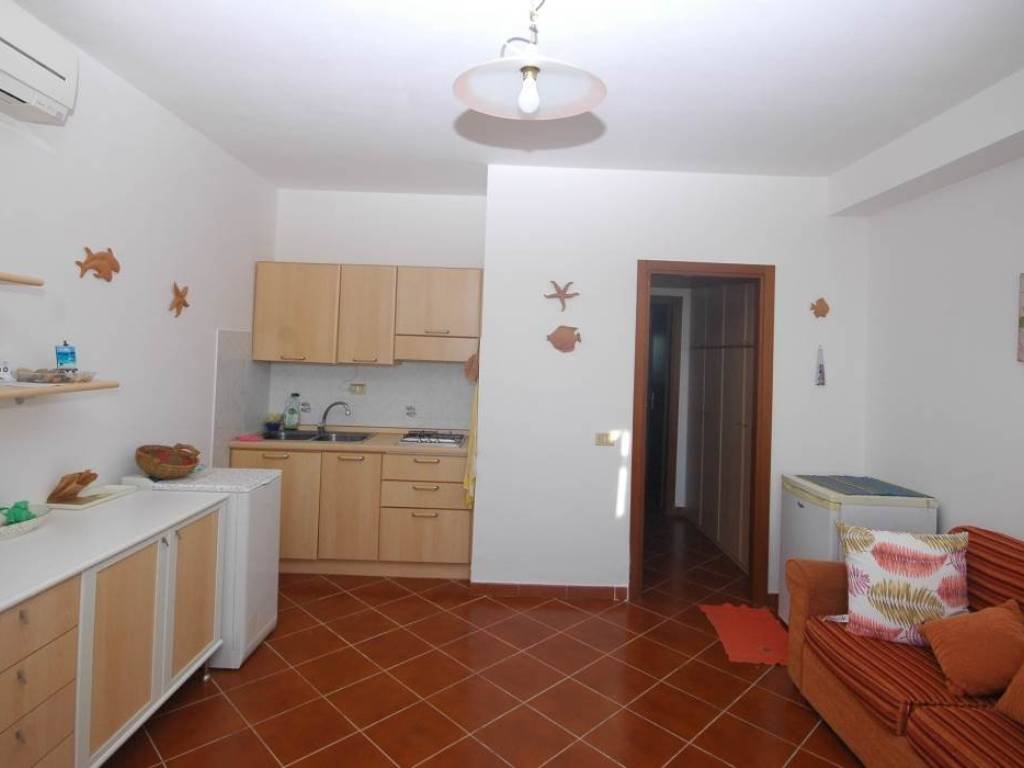 appartamento in vendita a Rio in zona Rio nell'Elba