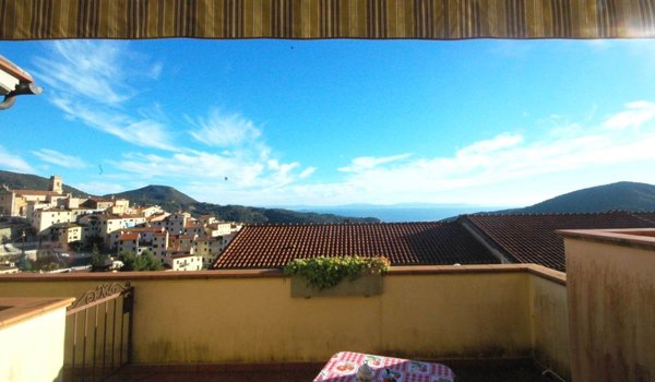 appartamento in vendita a Rio in zona Rio nell'Elba