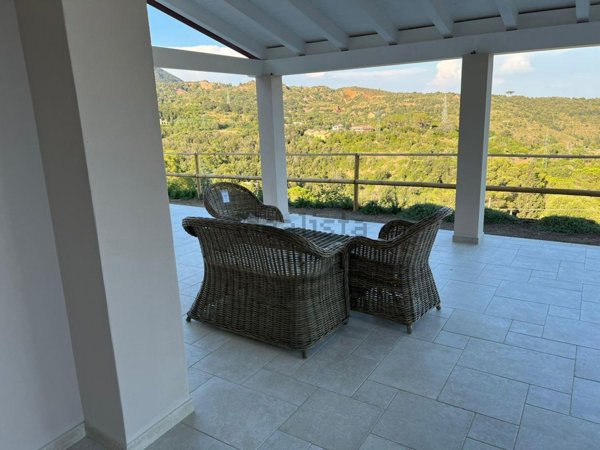 casa indipendente in vendita a Rio in zona Rio nell'Elba