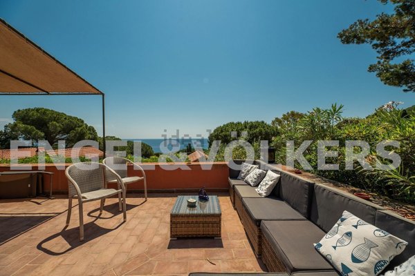casa indipendente in vendita a Rio