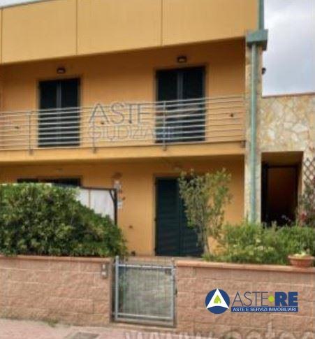 appartamento in vendita a Rio in zona Rio Marina