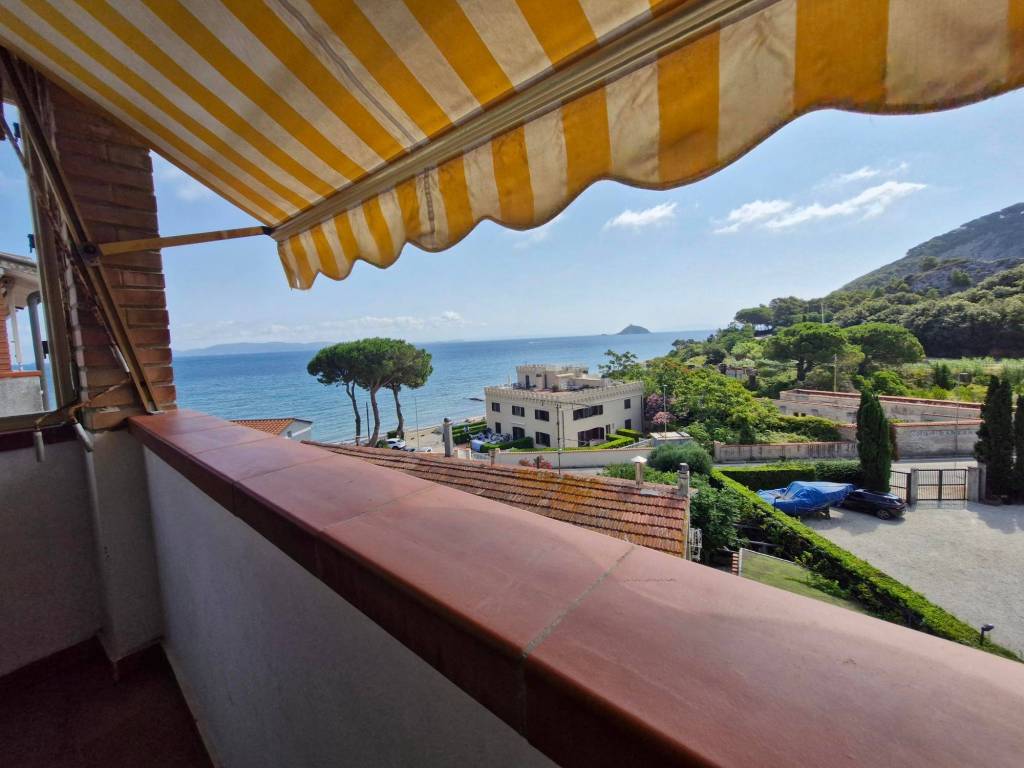 appartamento in vendita a Rio in zona Cavo