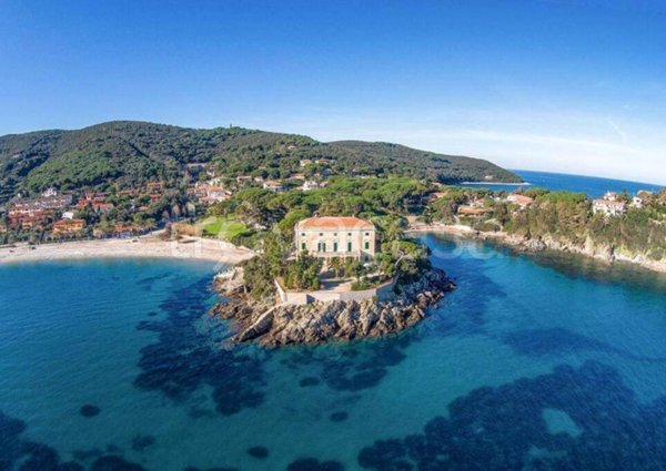 appartamento in vendita a Rio in zona Cavo