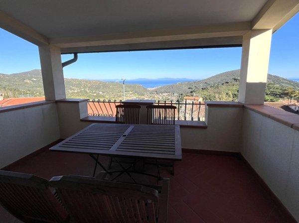 appartamento in vendita a Rio in zona Rio nell'Elba