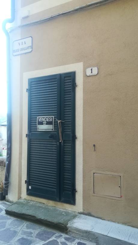 locale di sgombero in vendita a Rio in zona Rio nell'Elba