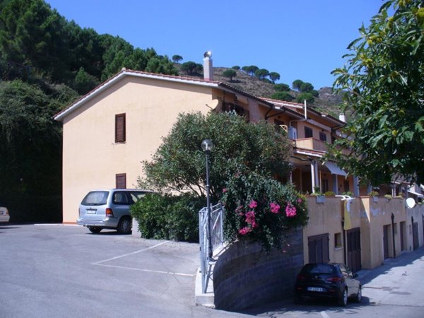 appartamento in vendita a Rio in zona Rio Marina