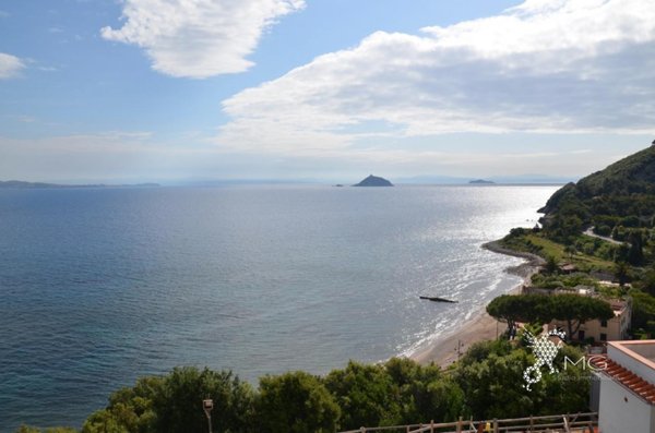 appartamento in vendita a Rio in zona Cavo