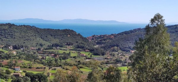 appartamento in vendita a Rio in zona Rio nell'Elba