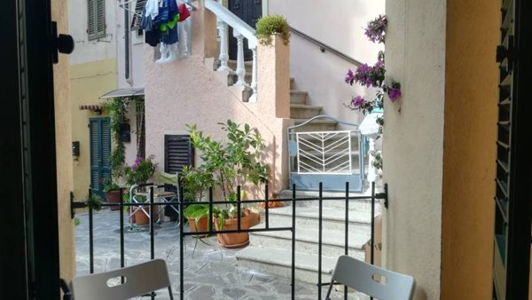 appartamento in vendita a Rio in zona Rio nell'Elba