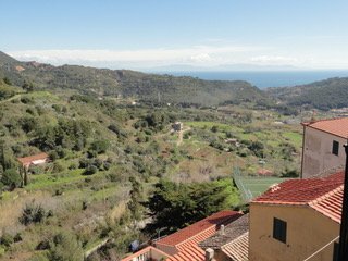 appartamento in vendita a Rio in zona Rio nell'Elba