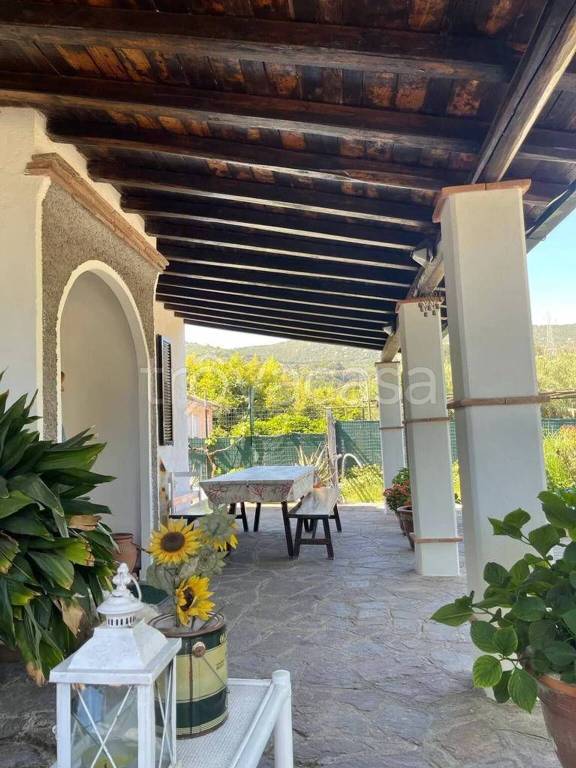 casa indipendente in vendita a Rio in zona Rio Marina