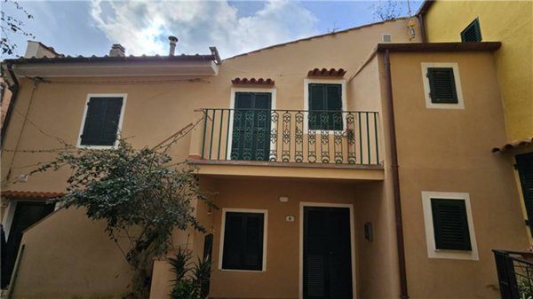 appartamento in vendita a Rio in zona Rio nell'Elba