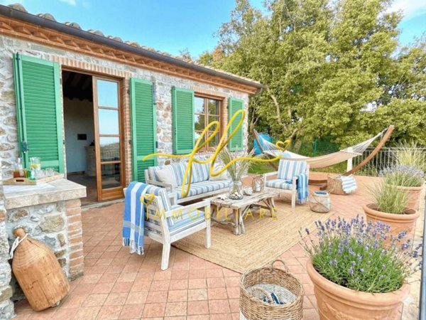 appartamento in vendita a Rio in zona Cavo