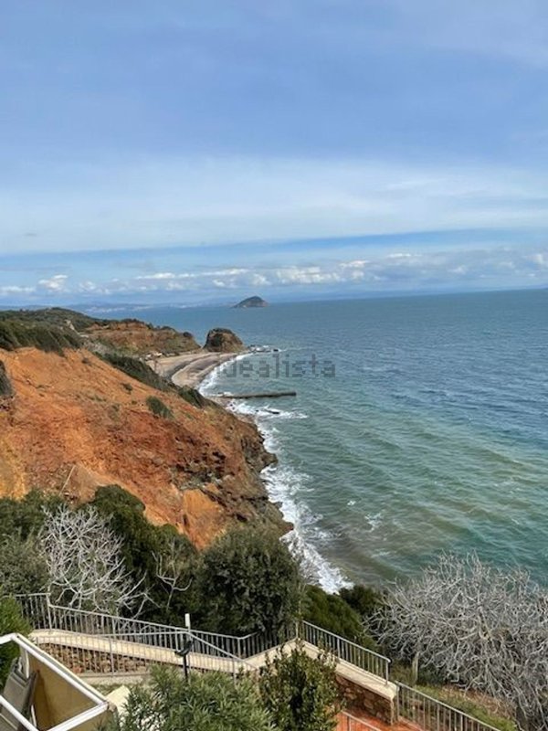 appartamento in vendita a Rio in zona Cavo