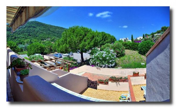 casa indipendente in vendita a Rio in zona Rio nell'Elba