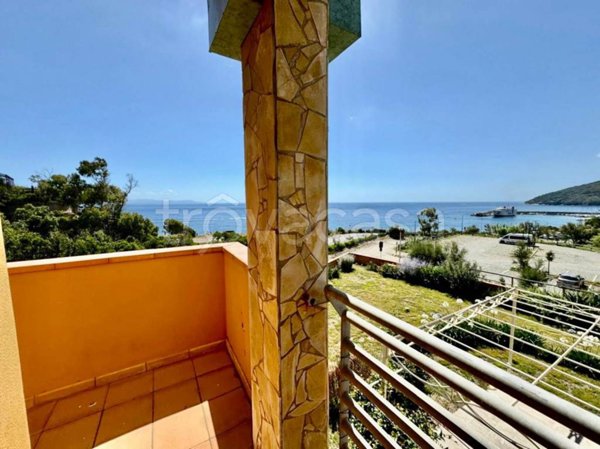 appartamento in vendita a Rio in zona Rio Marina