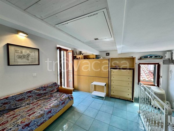 appartamento in vendita a Rio in zona Rio Marina