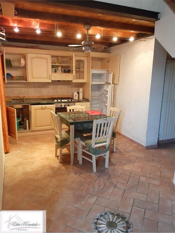 appartamento in vendita a Rio in zona Rio nell'Elba