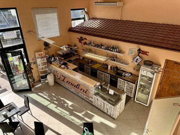 negozio in vendita a Rio in zona Rio Marina