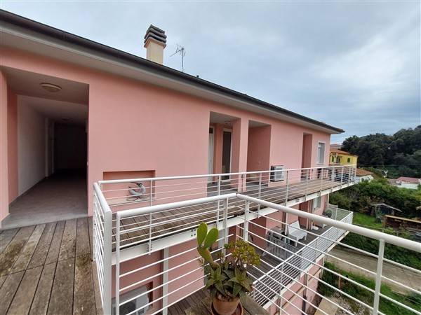 appartamento in vendita a Rio in zona Cavo