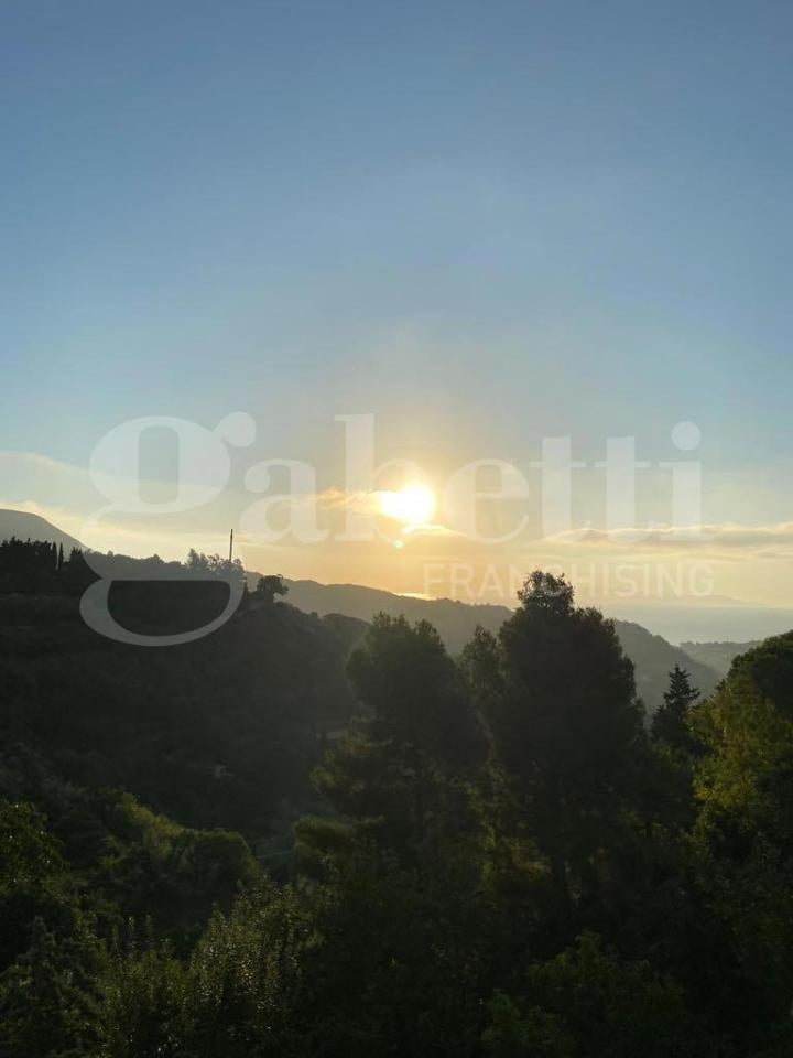appartamento in vendita a Rio in zona Rio nell'Elba