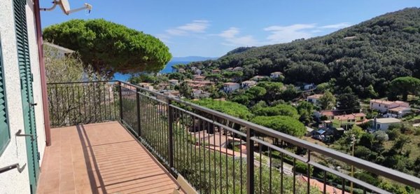 appartamento in vendita a Rio in zona Cavo