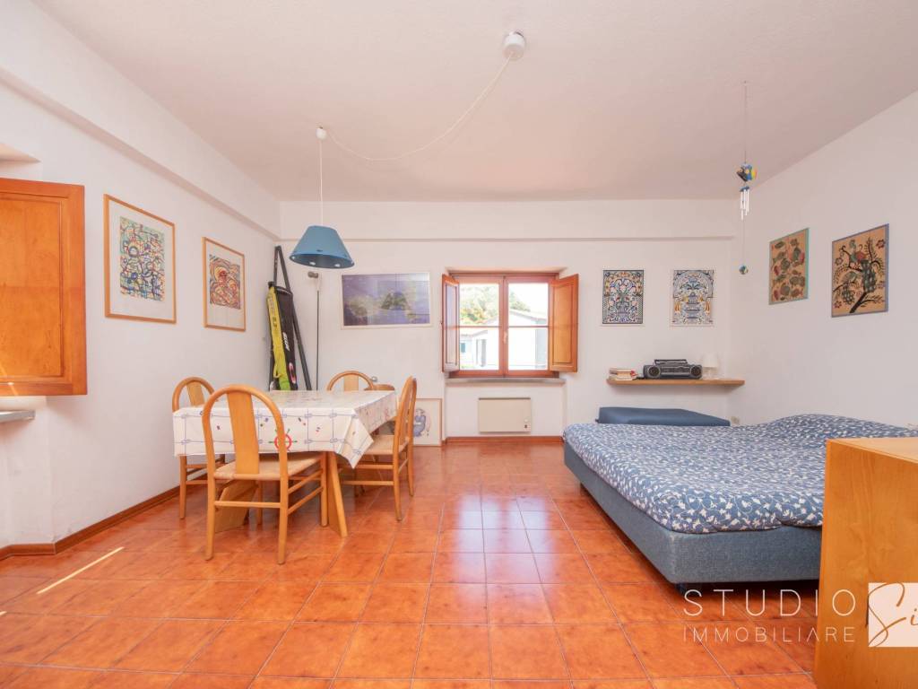 appartamento in vendita a Rio in zona Cavo