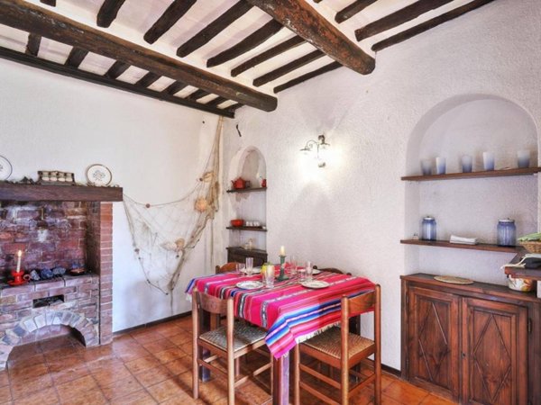 appartamento in vendita a Rio in zona Rio nell'Elba