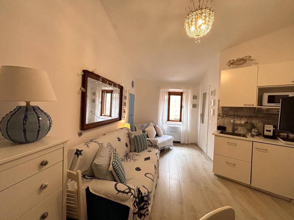 appartamento in vendita a Rio in zona Rio nell'Elba