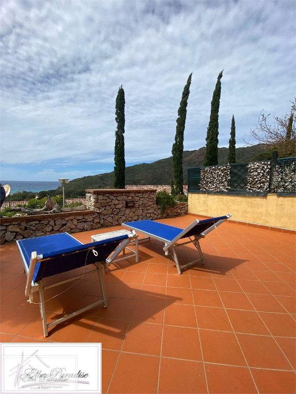 casa indipendente in vendita a Rio in zona Rio nell'Elba